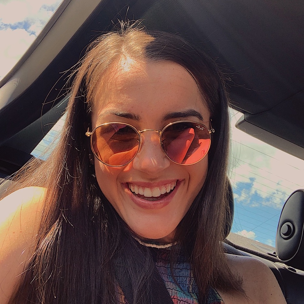 Meet your Posher, Annie